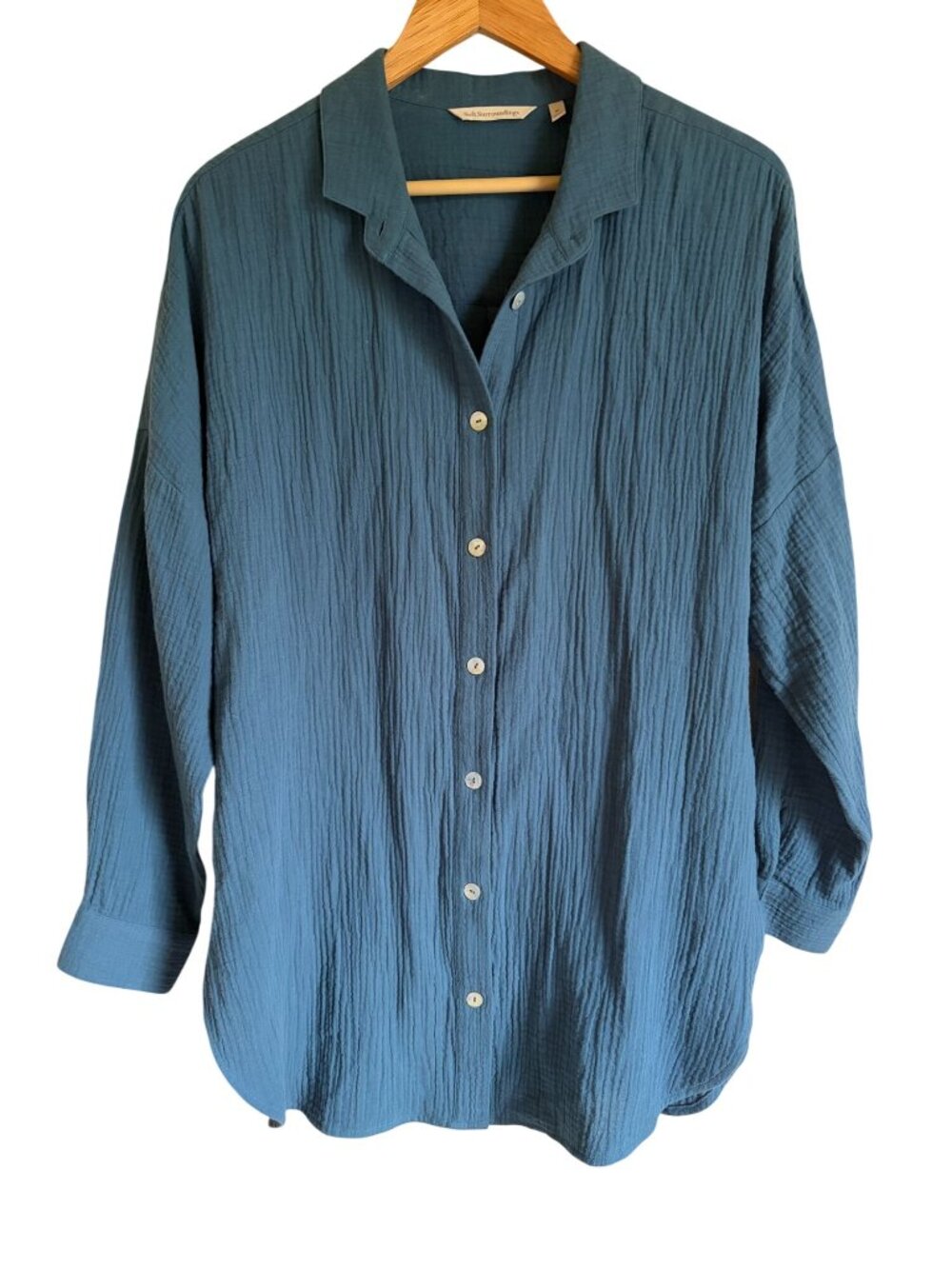 Soft Surroundings Size Medium Green Gauzy Button Front Collared Long Sleeve Tuni
